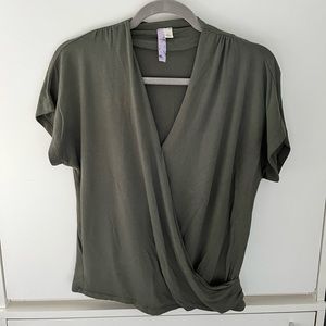Green short sleeved blouse